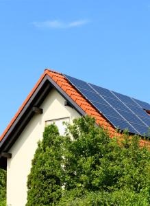 Haus mit Photovoltaikanlage